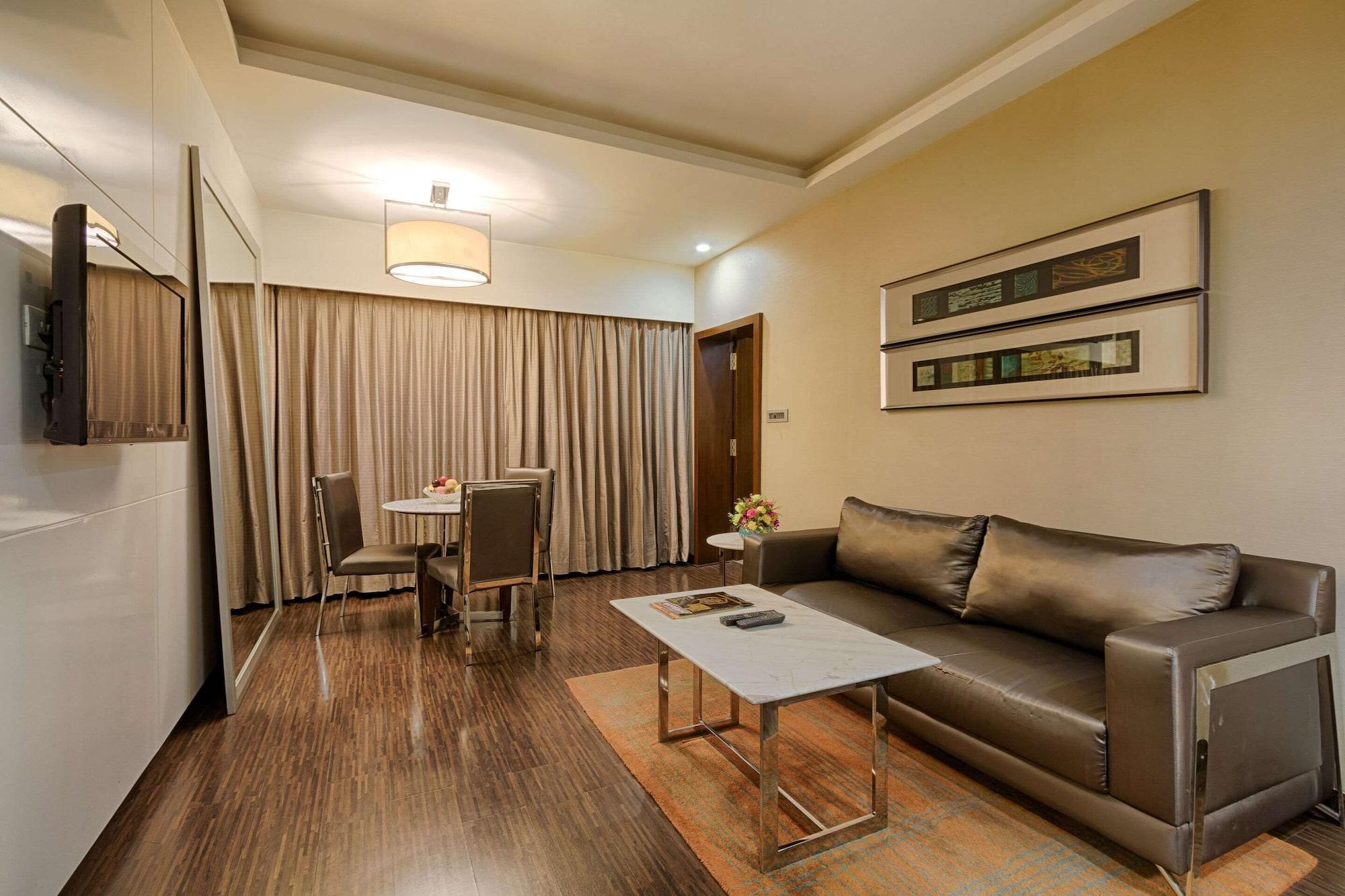 Quality Hotel D V Manor Vijayawāda Exterior foto