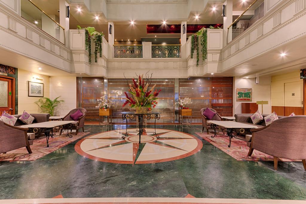 Quality Hotel D V Manor Vijayawāda Exterior foto