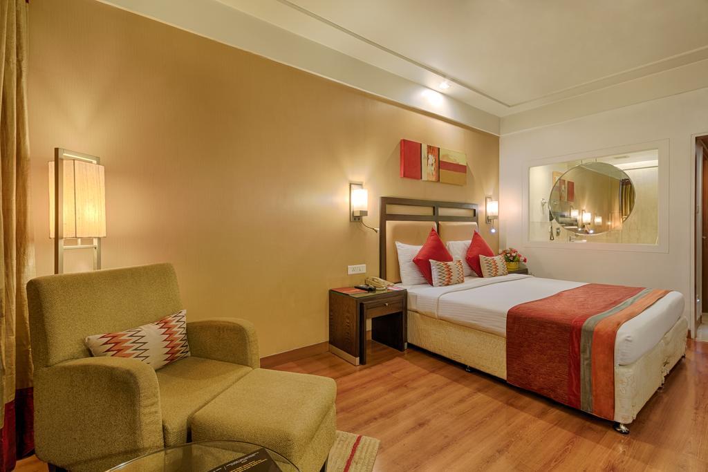 Quality Hotel D V Manor Vijayawāda Exterior foto